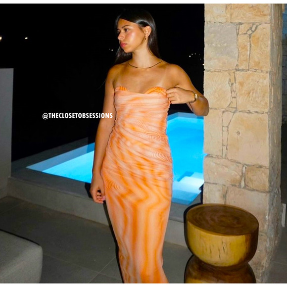 LAST ONE!!! ZARA Fitted Strapless Midi Dress NWT - Picture 12 of 16